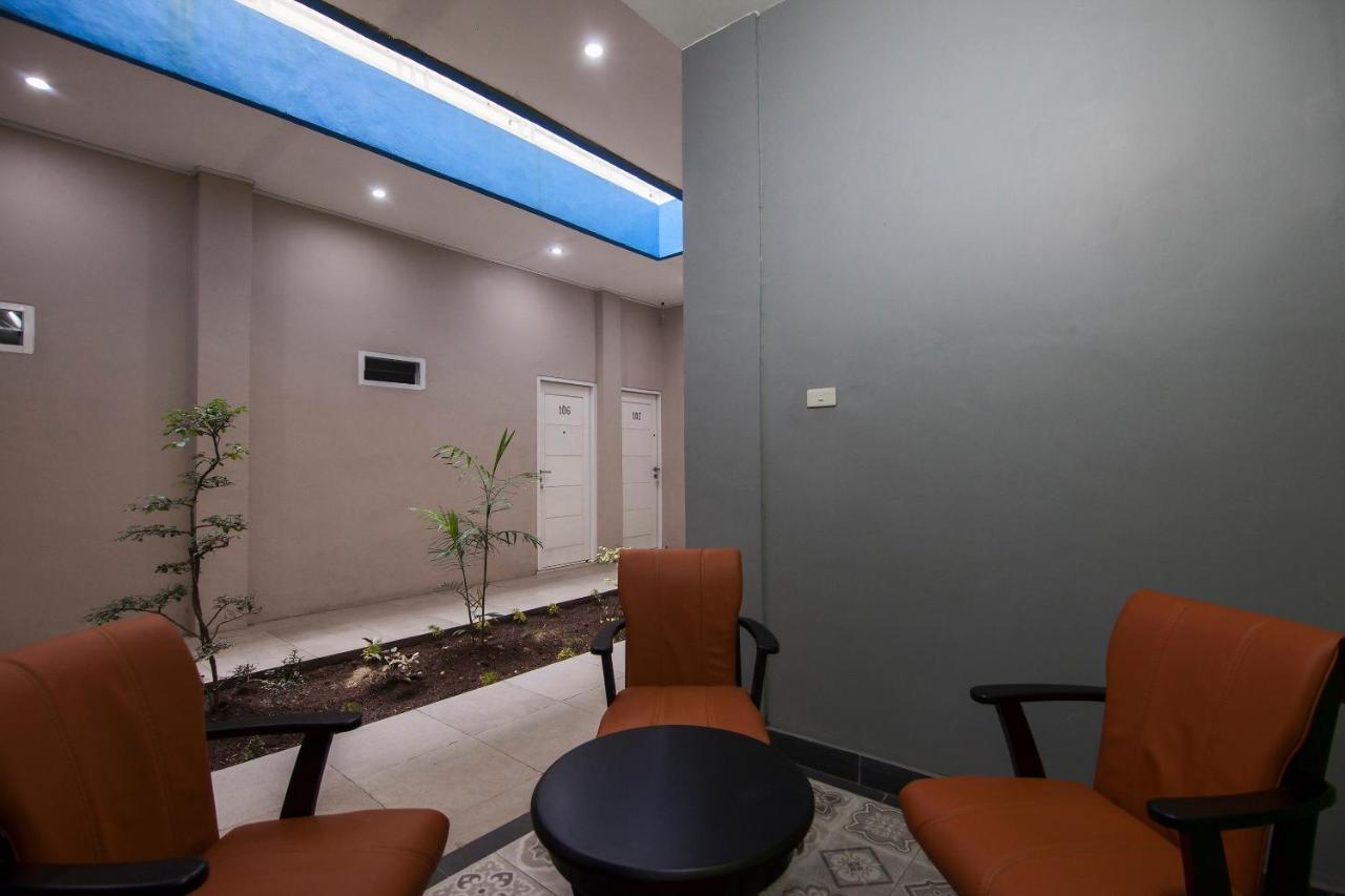 Rap Hotel Balige 外观 照片
