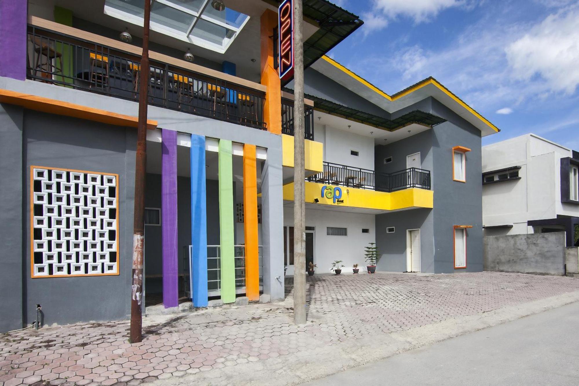 Rap Hotel Balige 外观 照片